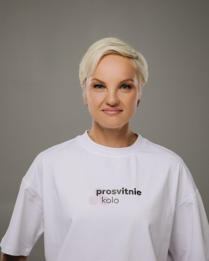 Ольга Протасова: засновниця та директорка prosvitniekolo